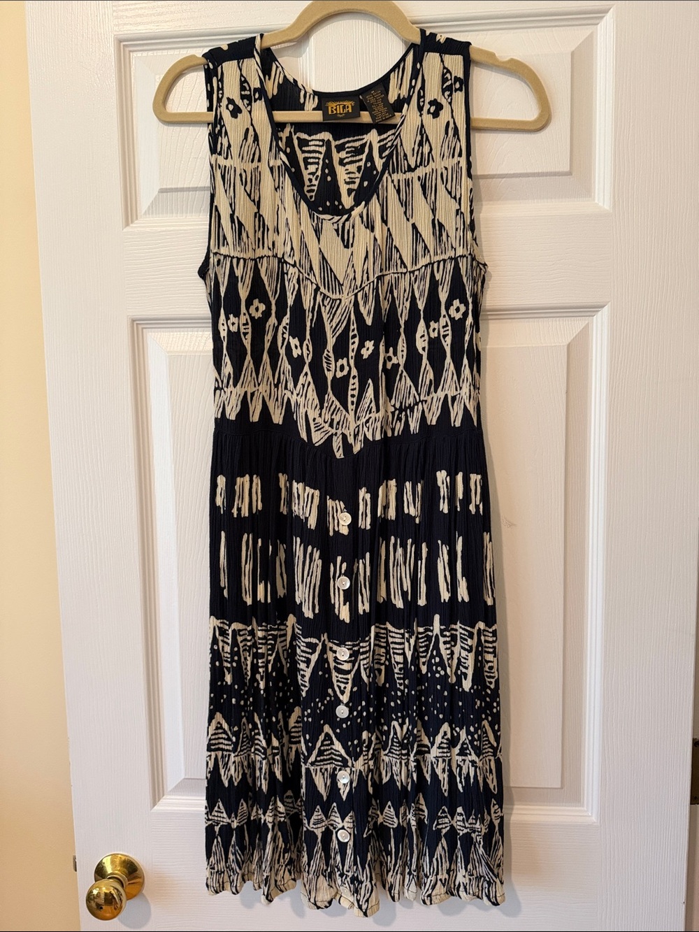 BILA Sleeveless Black & Cream Patterned Midi Dress Size Medium